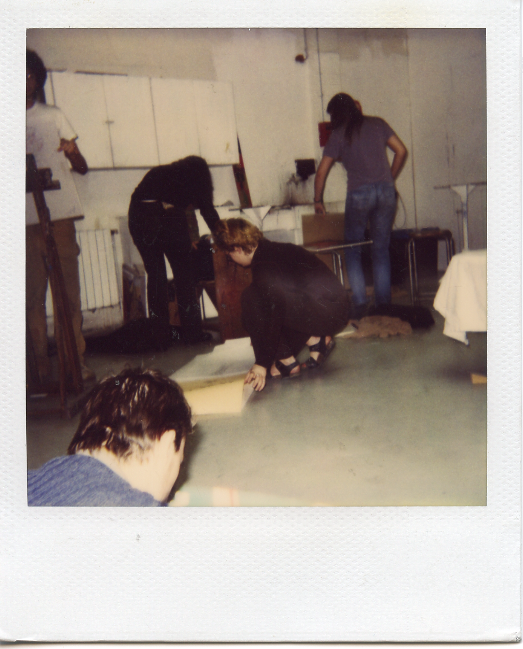 Drawing class, Parsons Paris. Anne Florence in the center.