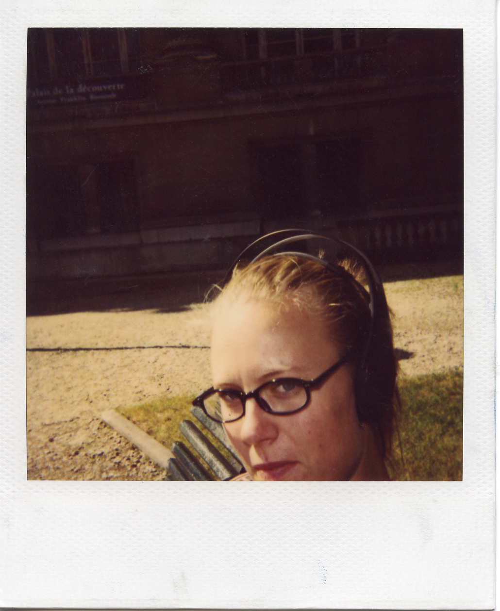 Selfie with my super cool headphones, Jardin du Luxembourg, Paris. I used to go for long walks listening to music on my discman, wearing these headphones. 